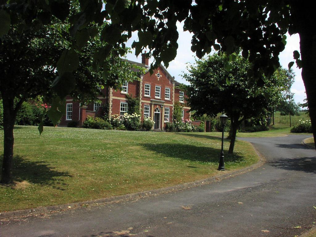 Austons Down Farm B&B Claverdon Eksteriør bilde
